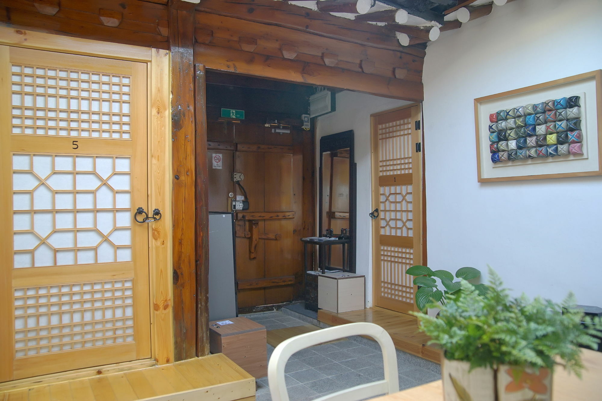 Seoul Lucky Guesthouse Hanok מראה חיצוני תמונה